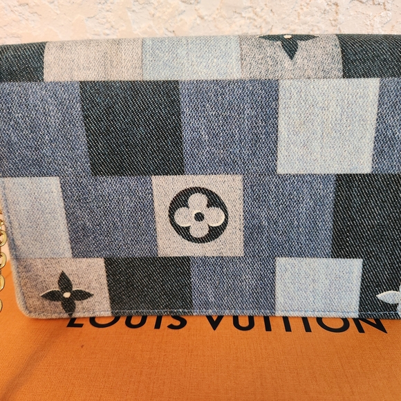 Louis Vuitton Denim Crossbody Bag - Picture 5 of 7